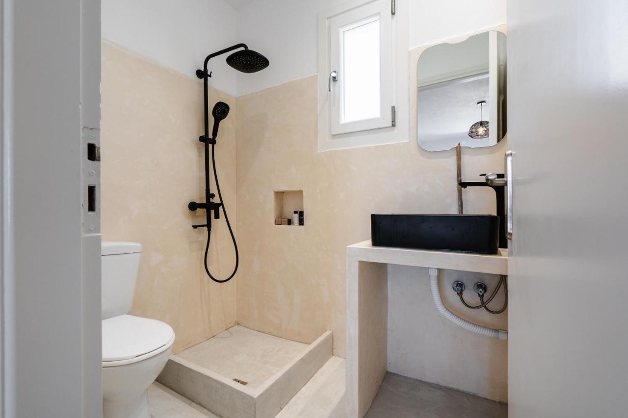 Celestial Seaview Apartments-Portara Naxos City エクステリア 写真