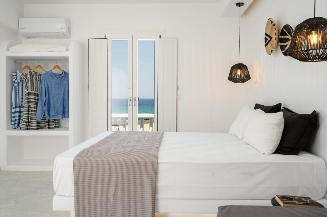Celestial Seaview Apartments-Portara Naxos City エクステリア 写真